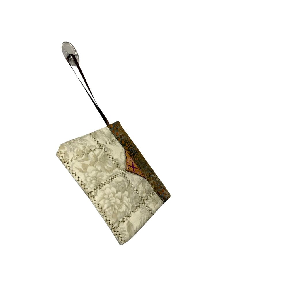 Handmade quilted wrist Bag women's OS